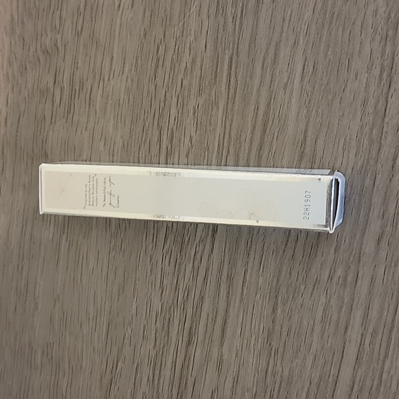 NWT Purlisse Perfect Glow BB Concealer - Picture 2 of 11